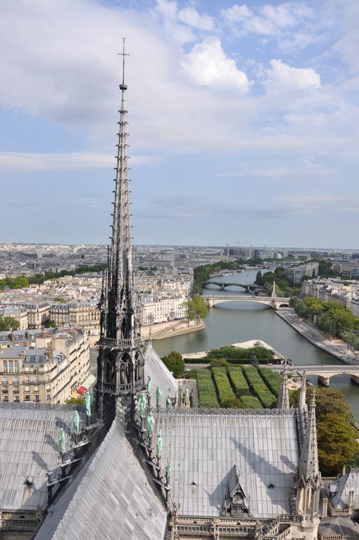 Beatrice Et Emmanuel Meublé Eiffel * Paris